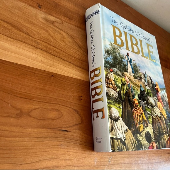 The Golden Children's Bible A Full-Color Bible for Kids by Golden Books - Picture 2 of 7